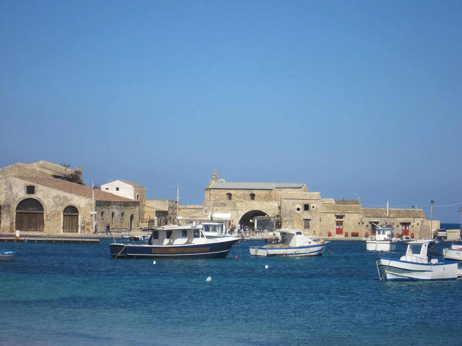 La tonnara e le barche di Marzamemi